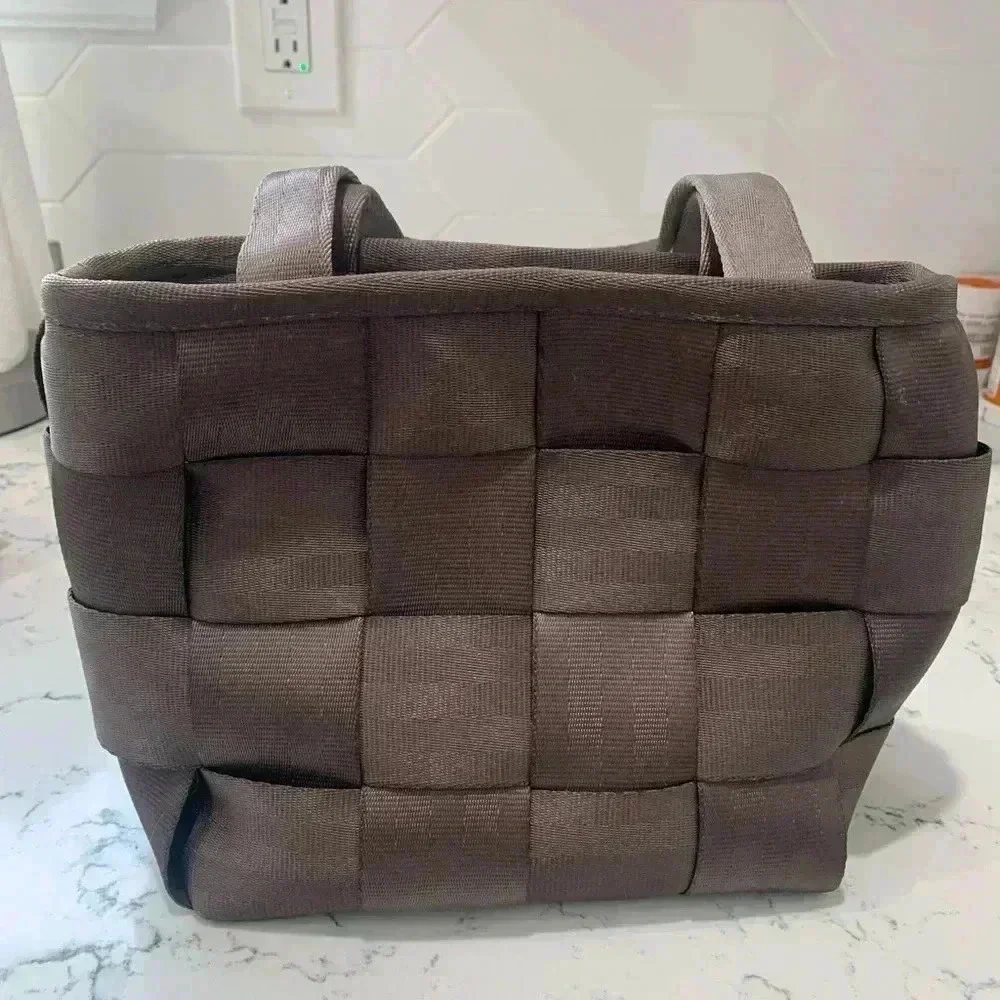 Harvey’s Brown bag